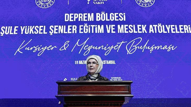 Emine Erdoğan, Şule Yüksel Şenler Vakfı’nın ‘Deprem Bölgesi Kursiyer ve Mezuniyet Buluşması’na katıldı