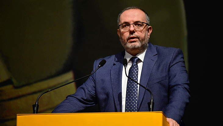 Prof. Dr. Erhan Afyoncu yaklaşmakta olan büyük tehlikeyi açıkladı: ‘Türkler için savaştan bile önemli bir tehdit’