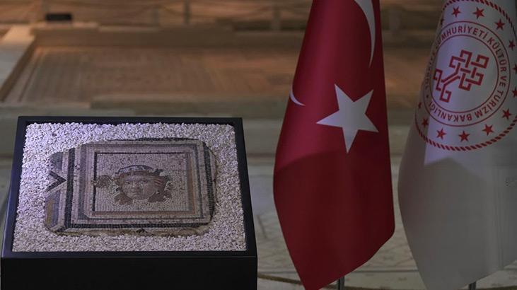 ABD’den iade edilen Zeugma mozaik paneli evine kavuştu