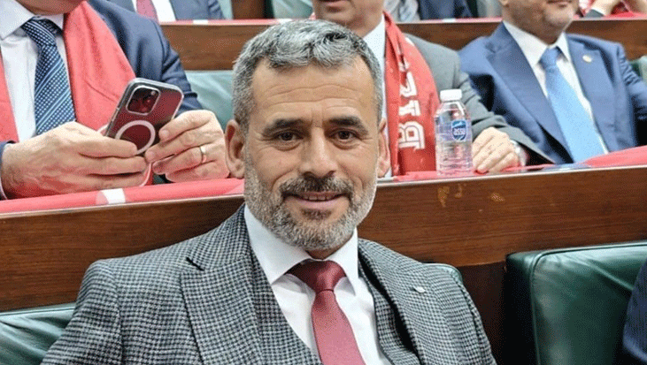 Afyonkarahisar’da belediye başkanına bıçaklı saldırı! Oğlu yaralandı