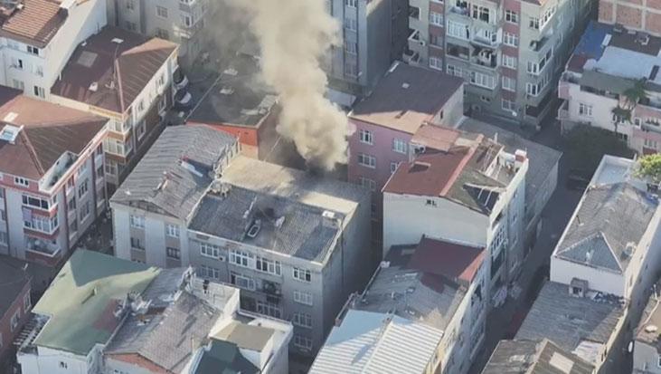 Bağcılar’da akılalmaz dehşet! Annesinden para alamayınca evi ateşe verdi