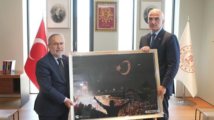 Bakan Ersoy, 15 Temmuz Derneği heyetini ağırladı! Milli hafızayı güçlendirecek çalışmalar masaya yatırıldı