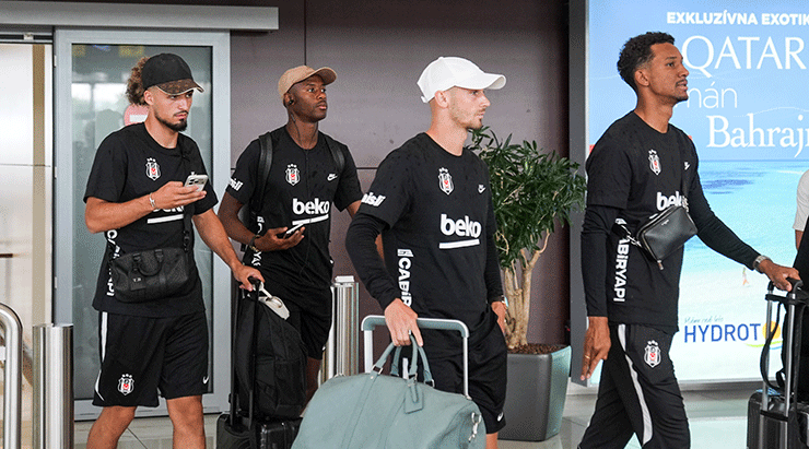 Beşiktaş sezon öncesi çalışmalarına devam edeceği Slovakya’ya ulaştı