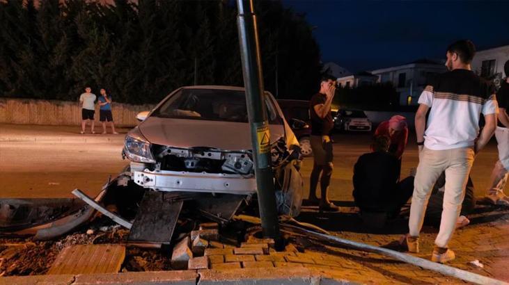 Bursa’da kazadaki yaralıya doktor baba müdahale etti