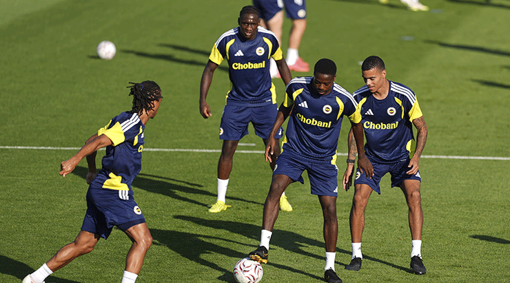 Fenerbahçe’de Gornik Zabrze maçı öncesi sakatlık! Kamp kadrosunda yer almadı