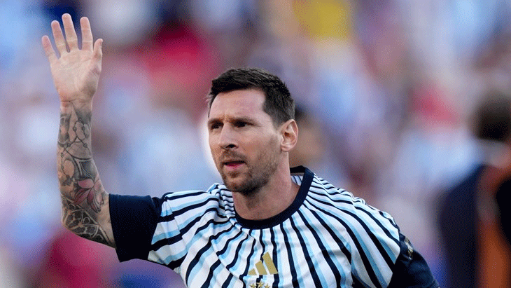 Lionel Messi, Dünya Kupası’nda yürüyerek tarih yazıyor
