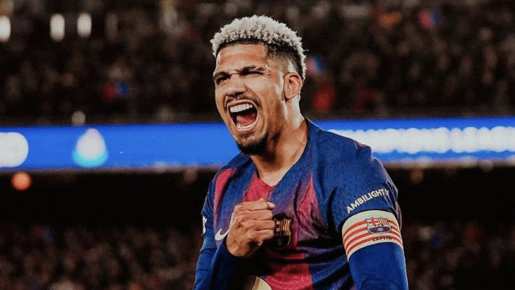 Liverpool, Barcelona’dan Ronald Araujo’yu kiraladı