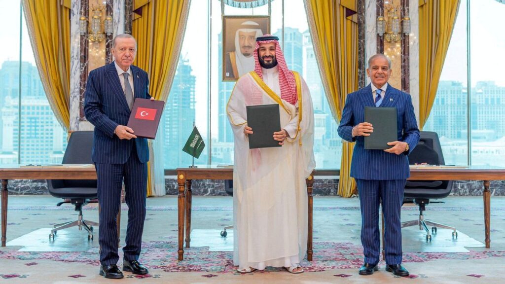 Türkiye, Suudi Arabistan ve Pakistan’dan ‘Mekke Paktı’ Savunma Anlaşması